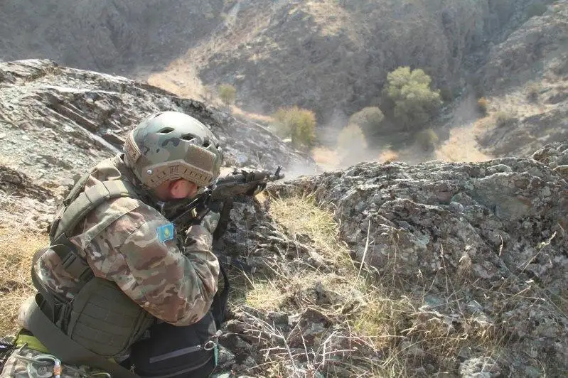 Совместную тренировку горных подразделений армии провели Казахстан и Узбекистан