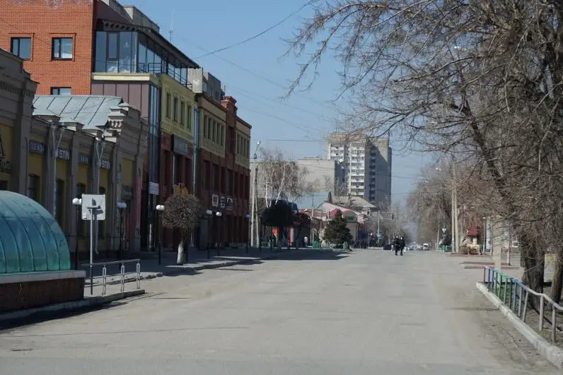 В Семее передвигаться по городу можно будет только по пропускам