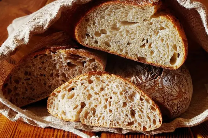 Цены на социальный хлеб не будут повышаться до 1 февраля в Алматы