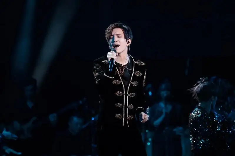 Димаш Кудайберген выступит с сольным концертом в Риге