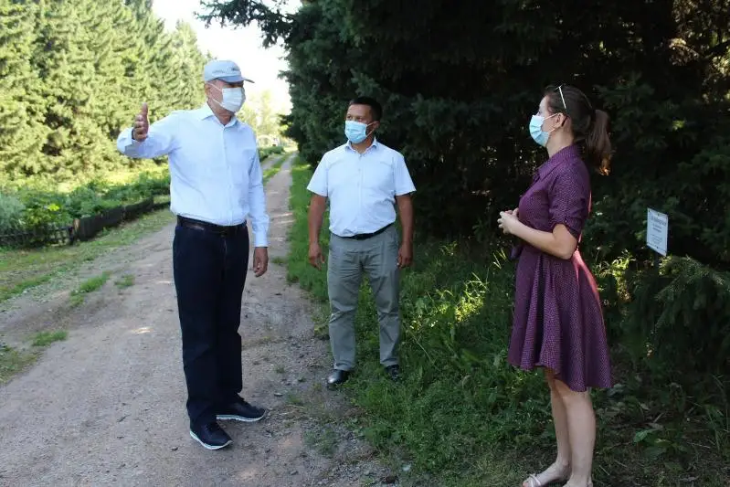 Сенатор обсудил с учеными вопросы развития науки