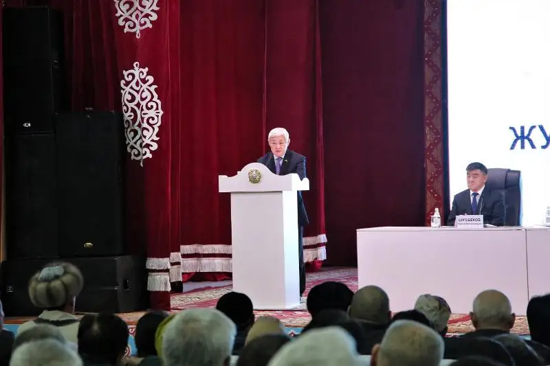 Бердибек Сапарбаев: требую от акимов чаще встречаться с народом