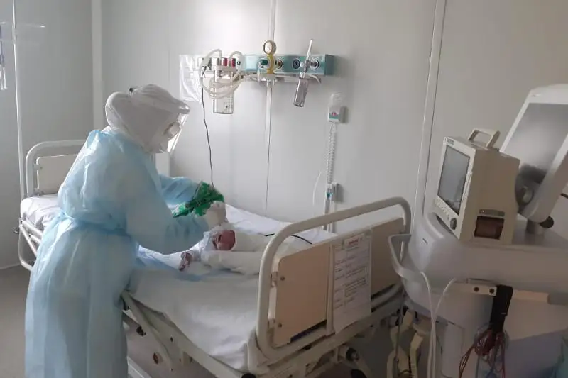 10-месячного ребенка вылечили от коронавируса в Туркестанской области