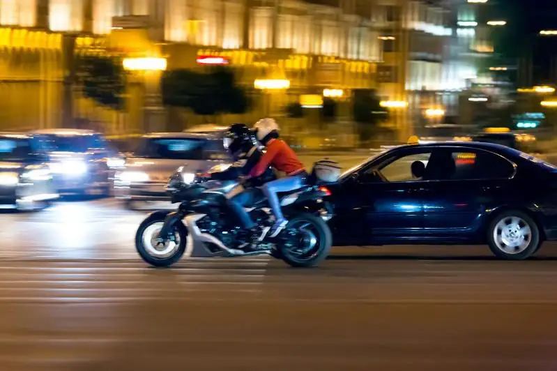 На столичных дорогах выявляют шумные авто и мотоциклы