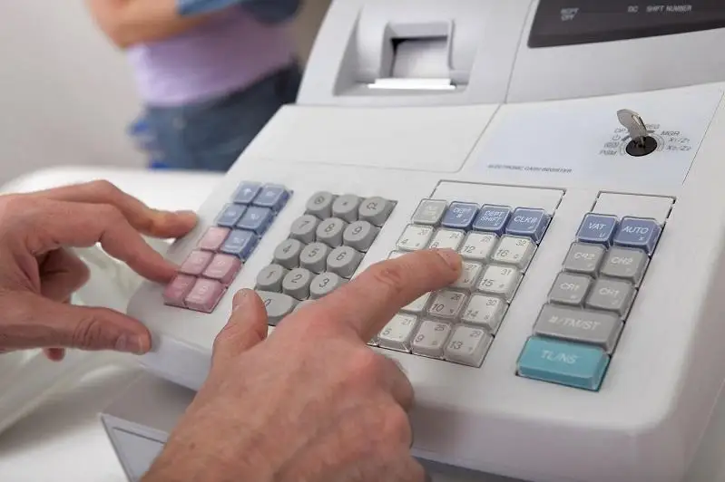Освобождение МСБ от контрольно-кассовых машин: инициативу прокомментировали в Минфине