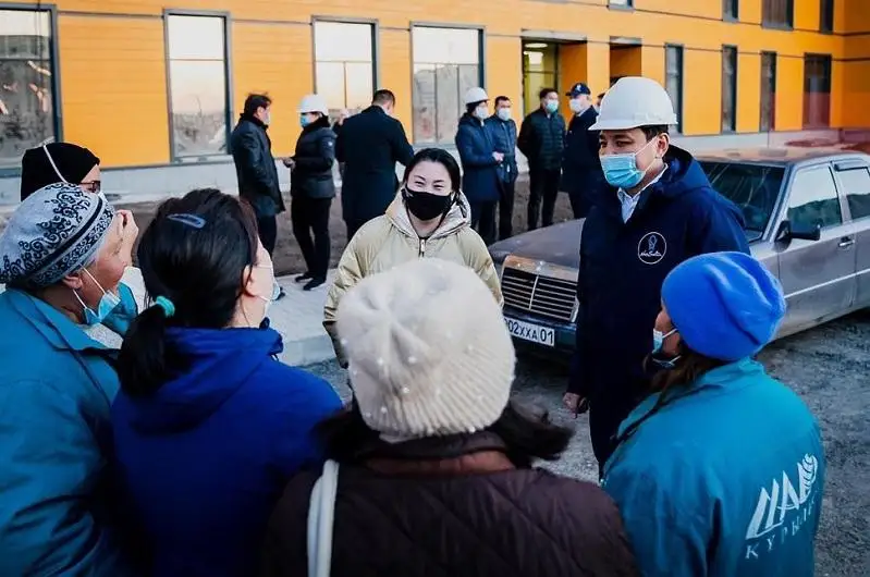 200 столичных дольщиков проблемного долгостроя получили ключи от своих квартир
