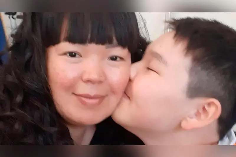 Глава государства  поручил помочь мальчику с редким диагнозом из Караганды