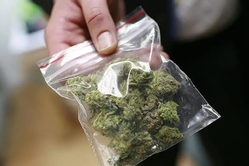 Иностранца с наркотиками задержали в Атырау