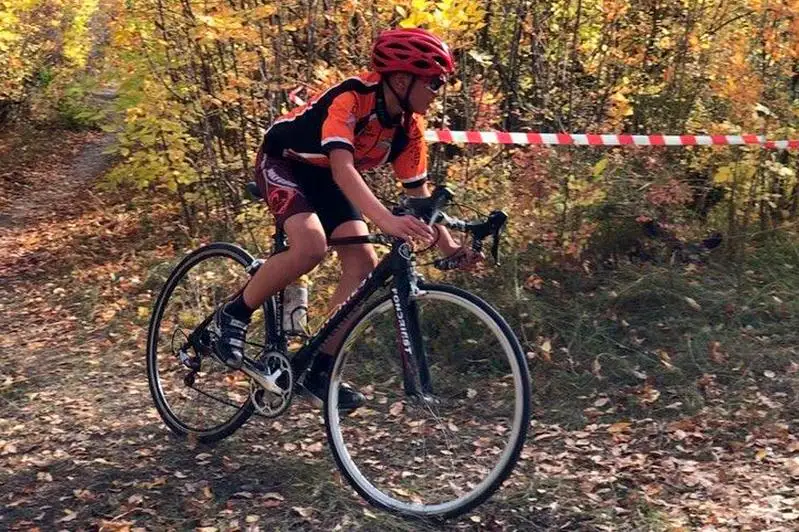 150 велосипедистов приняли участие в Jaiyq Bike Fest в Уральске
