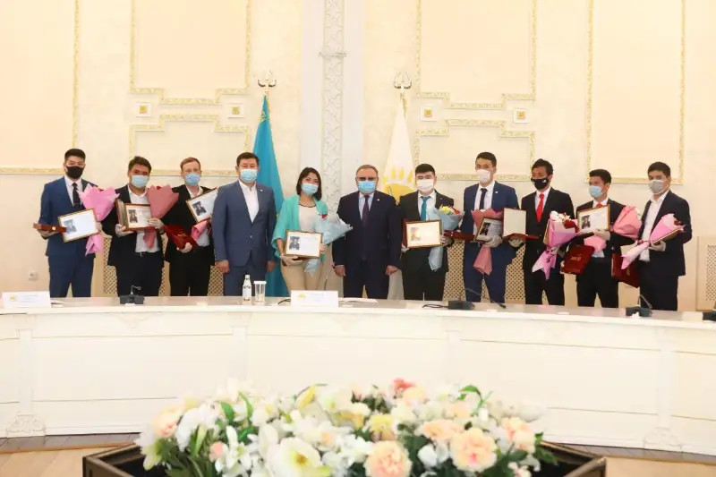 Biz Birgemiz: В Актобе отметили активных волонтеров