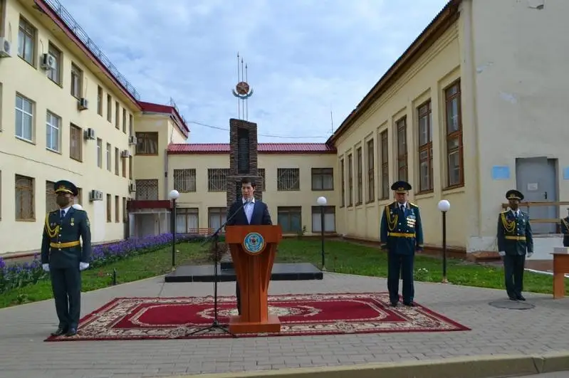 Посвященное Дню защитника Отечества торжественное собрание прошло в Уральске