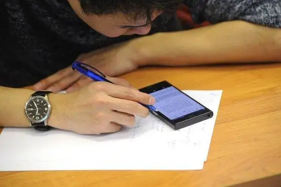 Павлодарских осуждённых начали обучать онлайн