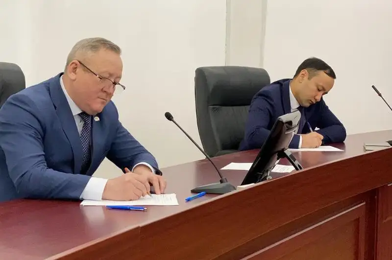 40 тысяч акмолинцев приняли участие в диктанте, посвященном 175-летию Абая