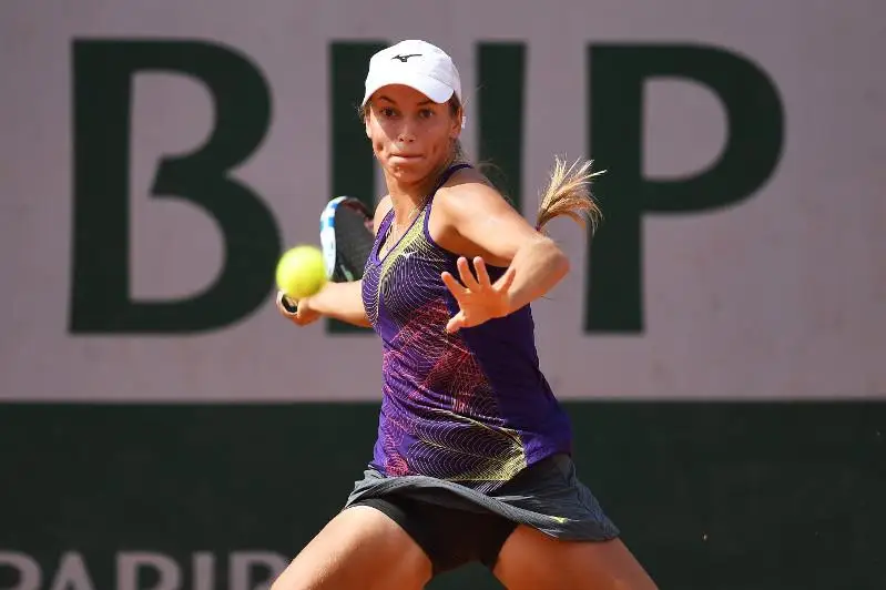 Казахстанка Юлия Путинцева вышла в третий круг теннисного турнира серии WTA