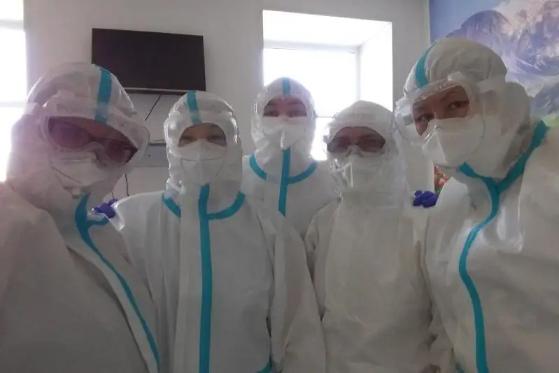 О буднях карантинного стационара рассказали врачи Семея