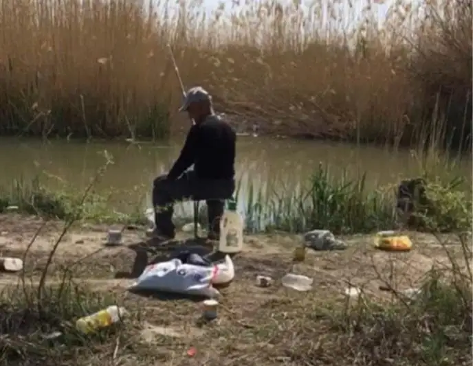 Двойной запрет: жамбылские рыбаки ловили рыбу во время ЧП и нереста