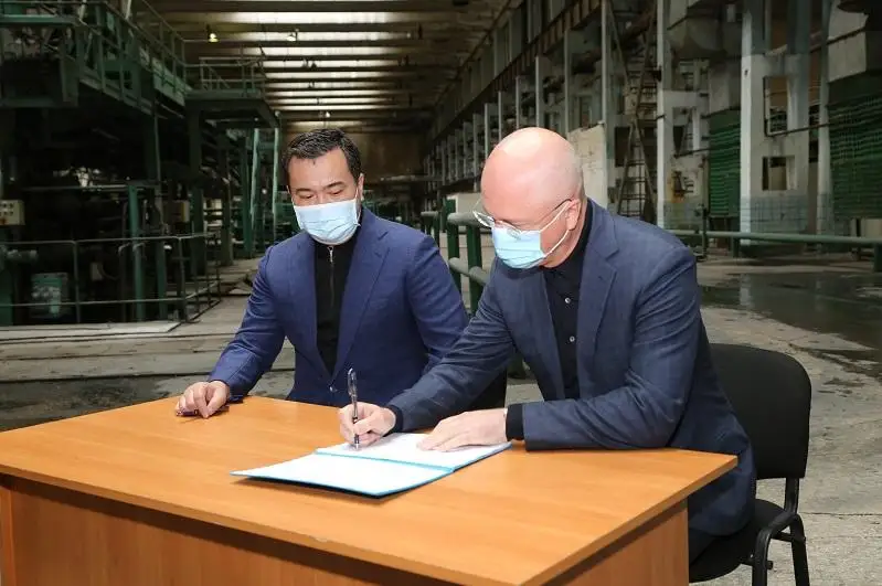 Строительство дорог и крупные инвестпроекты в Карагандинской области проинспектировал Роман Скляр