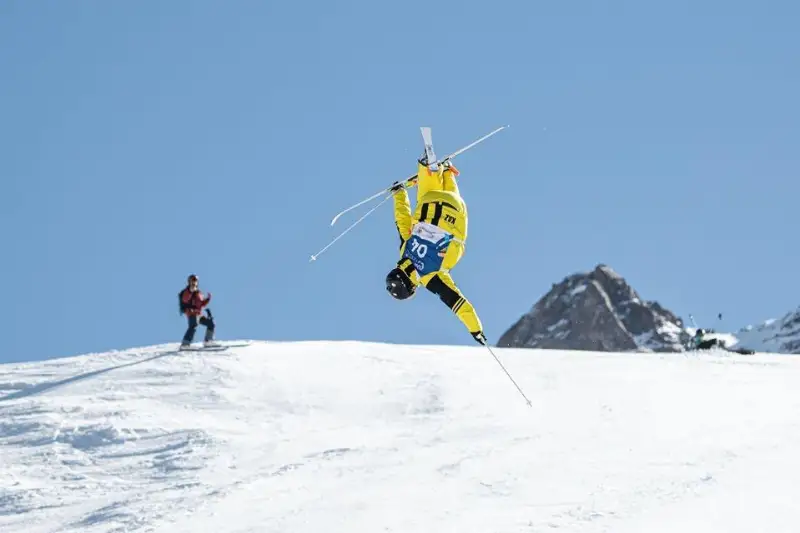 Рейхерд и Колмаков вошли в ТОП-10 на этапе Кубка мира по фристайл-могулу в Красноярске