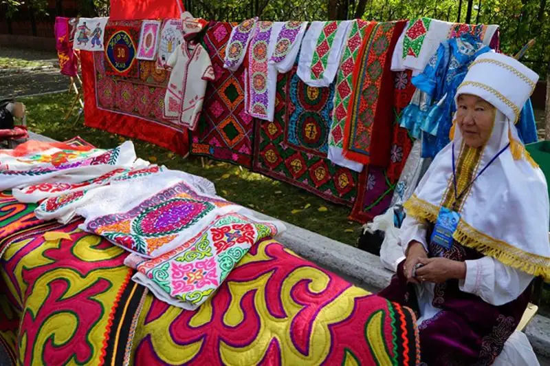 Фестиваль мастеров декоративно-прикладного искусства прошел в Семее