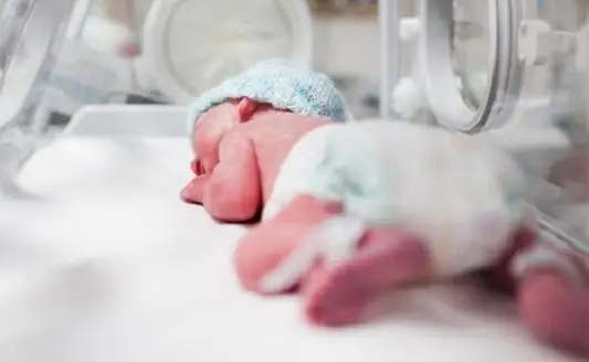 Почти 500 недоношенных детей родились в Павлодарской области за 10 месяцев
