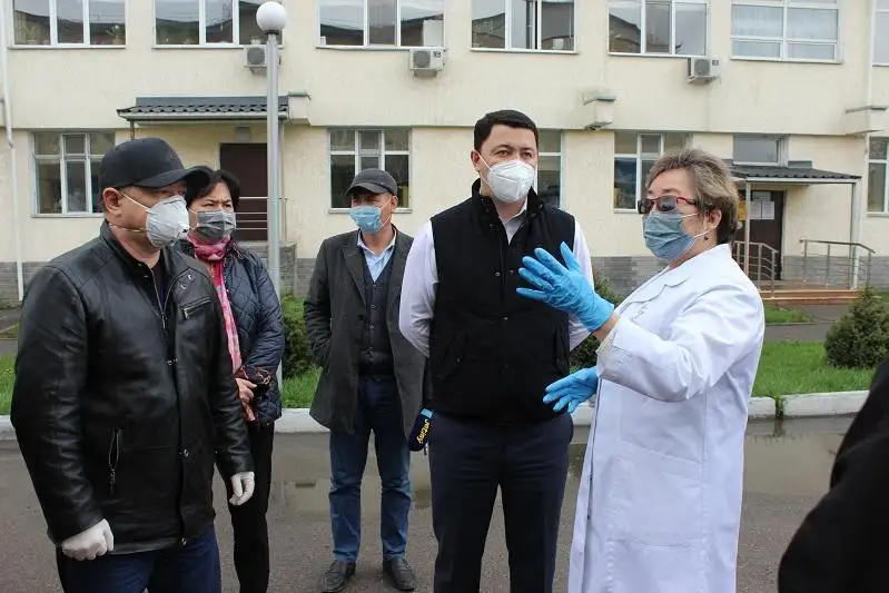 Вице-министр здравоохранения остался недоволен работой больницы в Каскелене