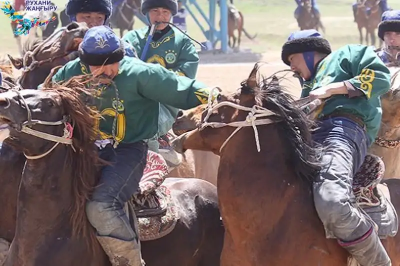 Турнир по кокпару памяти заслуженного тренера РК Наби Момынова проходит в Таразе
