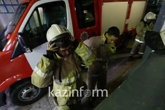 Из-за пожара в многоэтажке эвакуировали 20 человек в Кокшетау