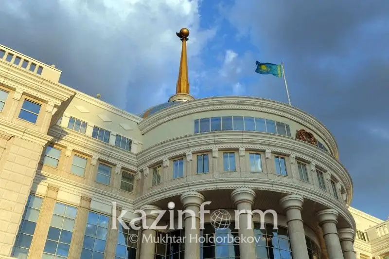 Глава государства прекратил полномочия Бырганым Айтимовой и Аскара Бейсенбаева