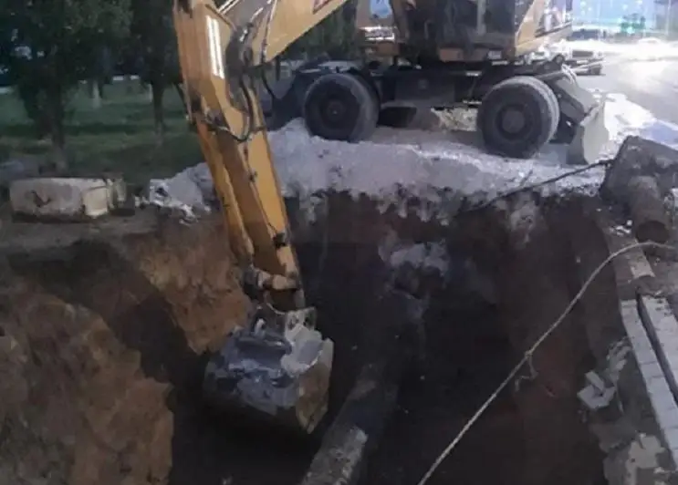 На 5,5 млн тенге оштрафованы столичные организации за повреждение сетей водоснабжения