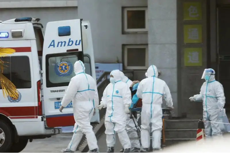 За сутки 43 человека погибли в Китае от нового коронавируса