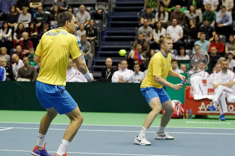 Казахстанские теннисисты выиграли турнир во Франции