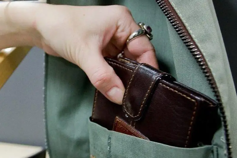 Акмолинцев призвали быть более бдительными из-за карманных краж