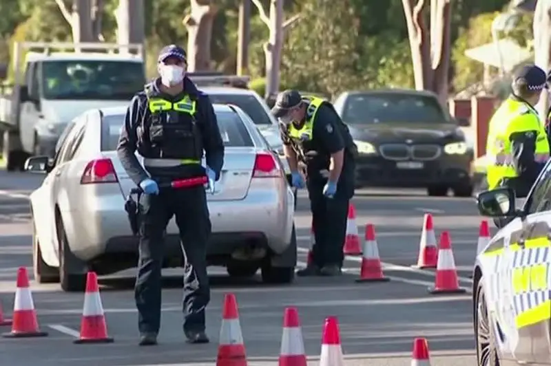 Австралия впервые за 100 лет закроет границу между штатами