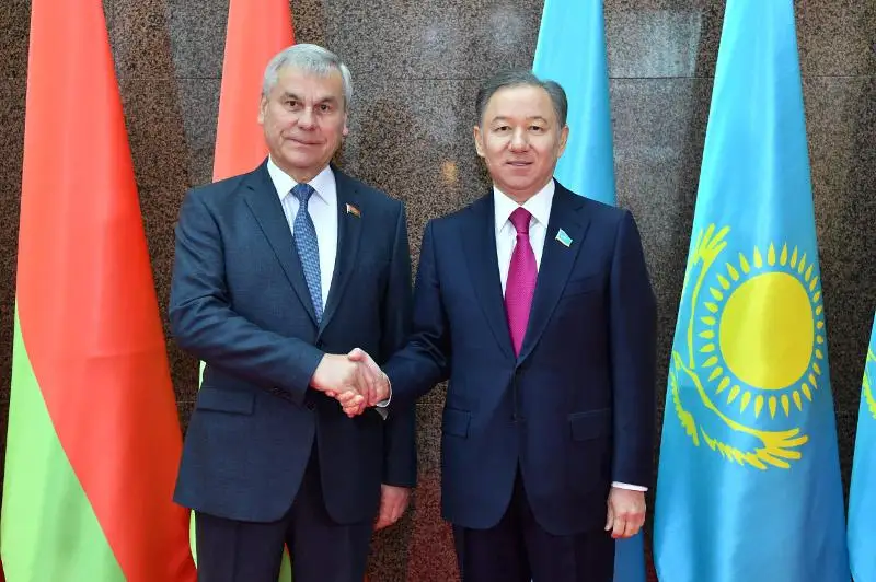 Председатель Мажилиса провел переговоры с белорусским коллегой