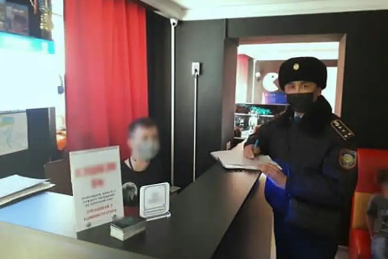 За нарушение режима ЧП штрафуют увеселительные заведения в ВКО
