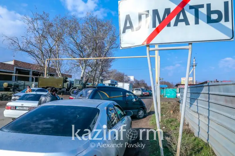 Троих иностранцев арестовали за попытку проникнуть в закрытый на карантин Алматы