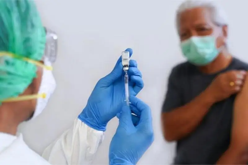 Надежда есть: вакцина от COVID-19 компании Moderna эффективна почти на 95%