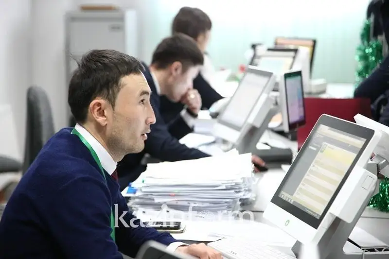 Сколько госуслуг в Казахстане переведено в электронный формат