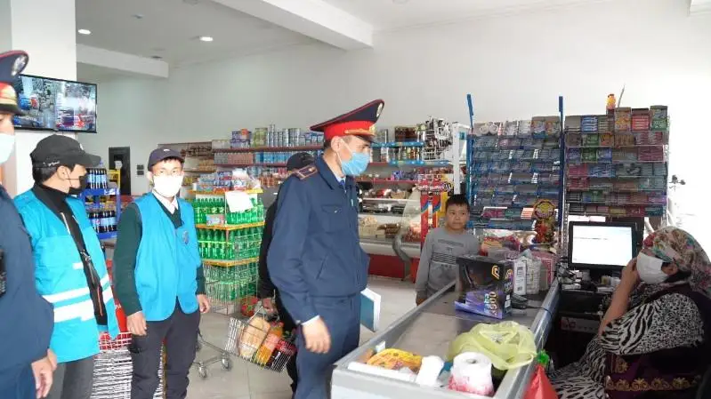 В Туркестане общественники проводят рейдовые мероприятия