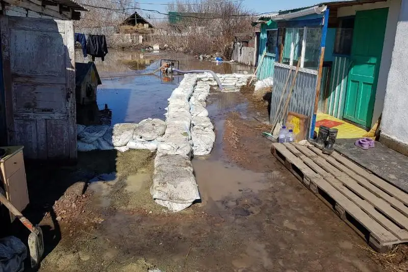 В Акмолинской области продолжаются противопаводковые мероприятия