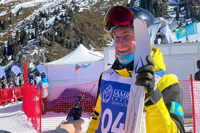Могулист Дмитрий Рейхерд занял четвертое место на этапе Кубка мира в Алматы