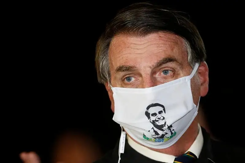 Коронавирусом заболел президент Бразилии