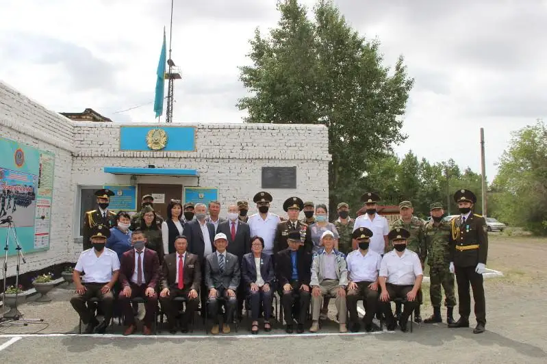 В Павлодарской области установили мемориальную доску Герою Советского Союза Ивану Суптелю