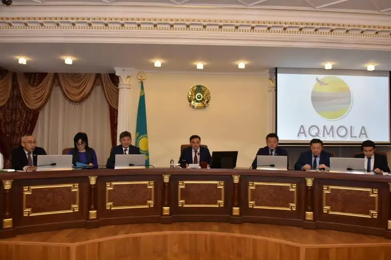 Итоги уборки урожая подвели в Акмолинской области