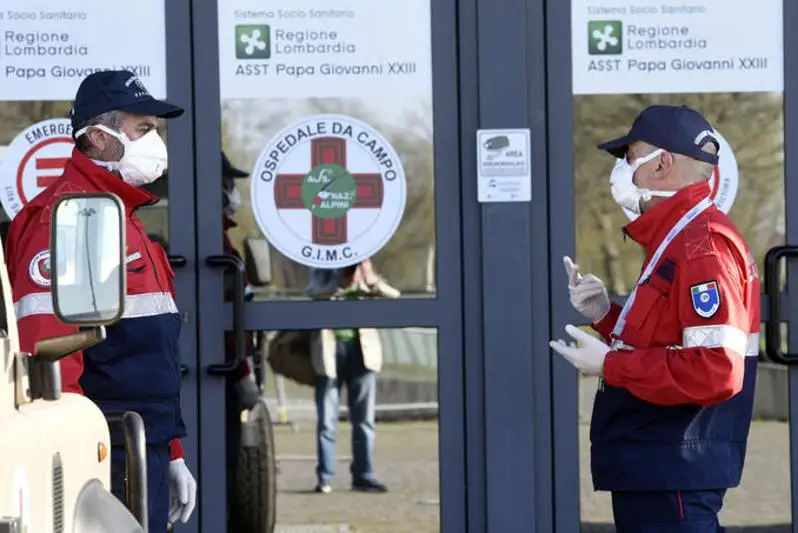 Италия пытается избежать второго жесткого карантина