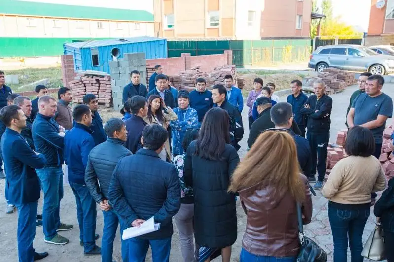 Аким столицы повторно посетил объекты долевого строительства