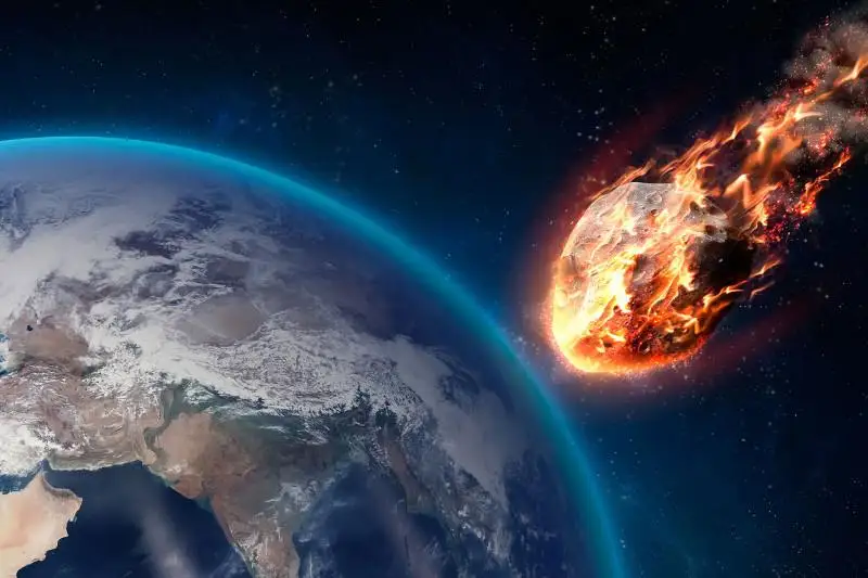 На Землю летит астероид размером с пирамиду Хеопса