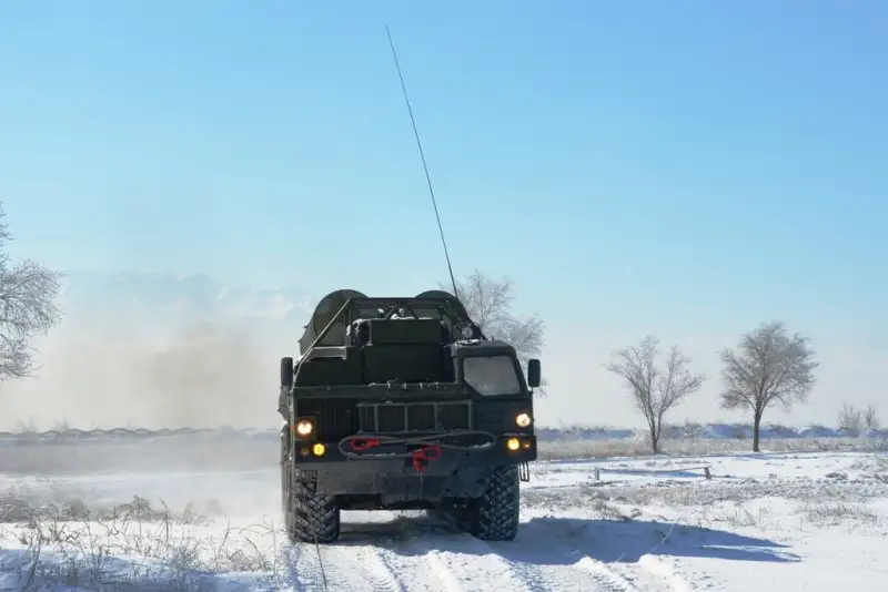 Военнослужащие 