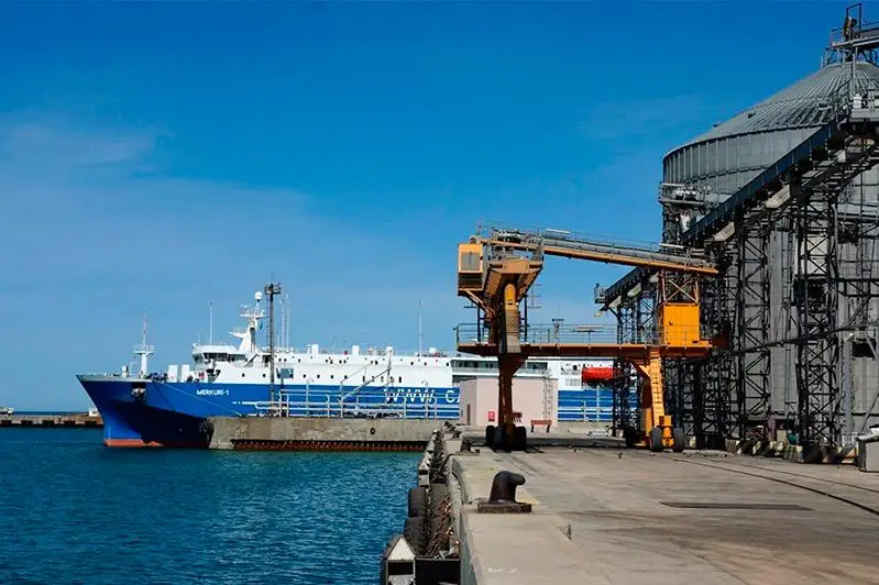 Порты Курык и Актау временно не будут принимать автопаромы из Ирана и Азербайджана