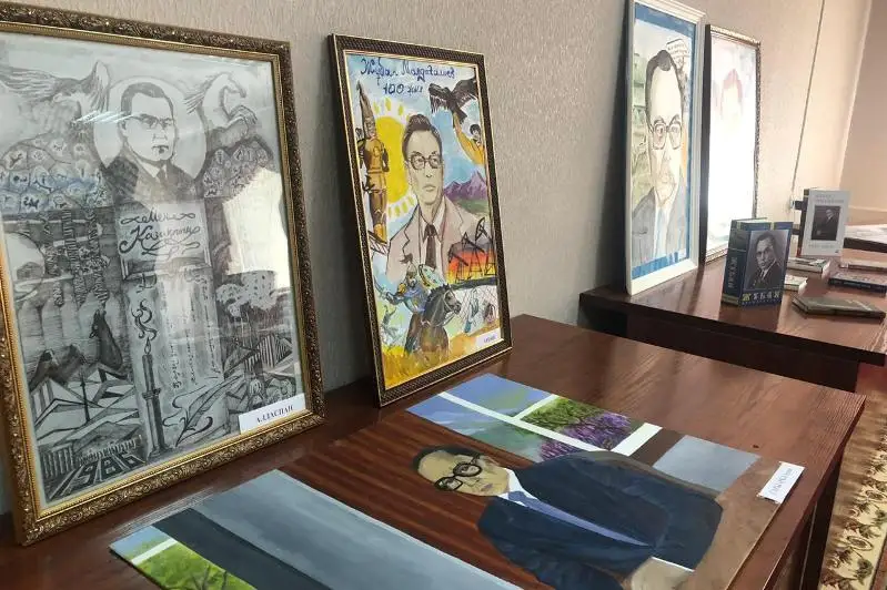 Республиканский конкурс творческих дуэтов проходит в Уральске